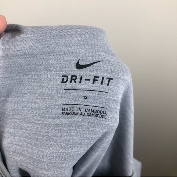 Nike Women's Yoga Luxe Short Sleeve Shirt Top Plus Size 1X DC5257-073 - Picture 4 of 6